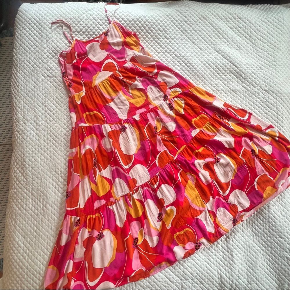 Vibrant Floral Maxi Dress - Picture 11 of 11